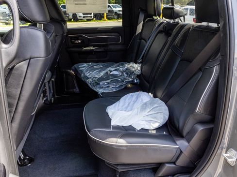 New 2026 RAM 3500 Limited AWD/4WD image 36