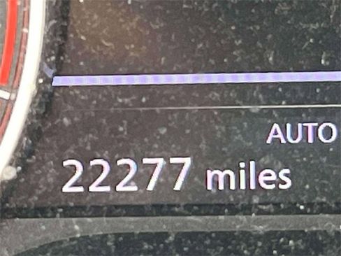 Used 2023 Nissan Rogue SV image 24