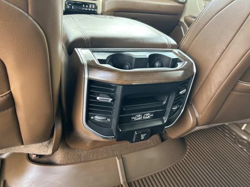 Used 2021 RAM 1500 Laramie AWD/4WD image 27