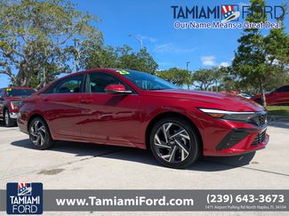 Used 2025 Hyundai Elantra Limited w/ Cargo Package FWD video 1