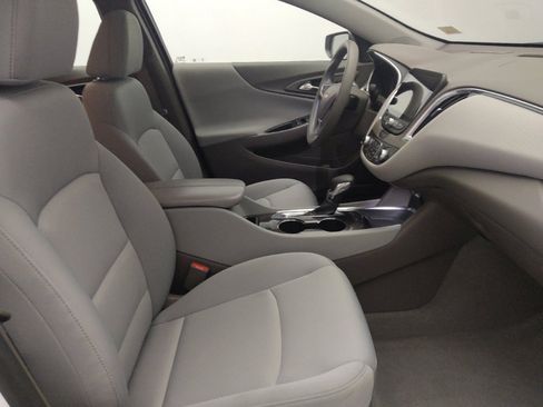 Used 2021 Chevrolet Malibu LT FWD image 21