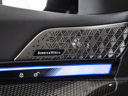 Used 2026 BMW M5 Touring w/ Executive Package AWD/4WD image 25