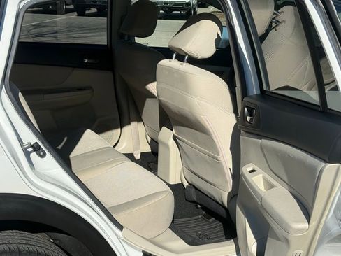 Used 2013 Subaru Crosstrek 2.0i Premium image 13