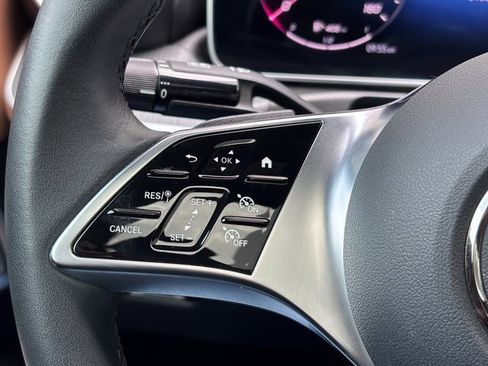 Used 2024 Mercedes-Benz CLE 300 4MATIC Coupe image 15