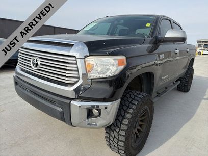 Used 2017 Toyota Tundra Limited w/ Limited Premium Package