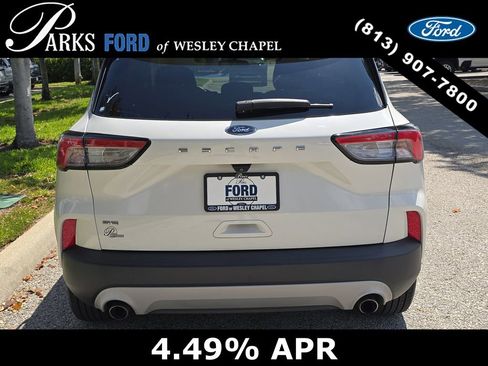 Certified 2022 Ford Escape SE w/ Convenience Package FWD image 5