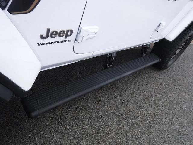 Used 2025 Jeep Wrangler Unlimited Rubicon 392 AWD/4WD image 13