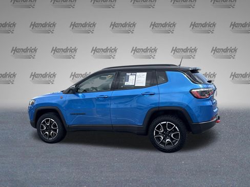 Used 2024 Chevrolet Trax RS FWD image 7
