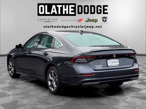 Used 2024 Honda Accord EX image 4