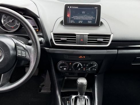 Used 2015 MAZDA MAZDA3 i Sport FWD image 16