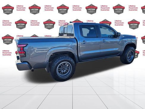 Used 2022 Nissan Frontier SV image 7