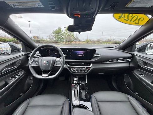 Used 2024 Buick Envista Sport Touring w/ Convenience I Package image 24