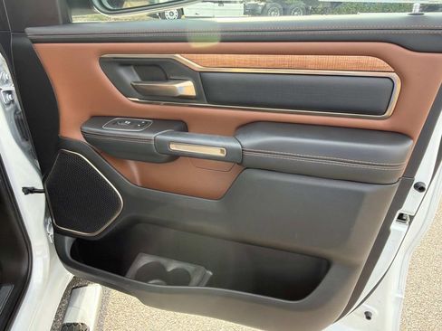 Used 2023 RAM 1500 Limited w/ Body Color Bumper Group image 22