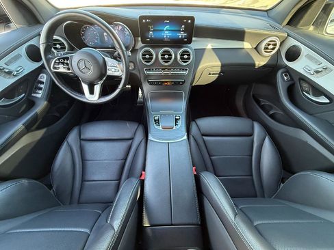 Used 2023 Mercedes-Benz GLC 300 GLC 300 4MATIC Coupe image 8