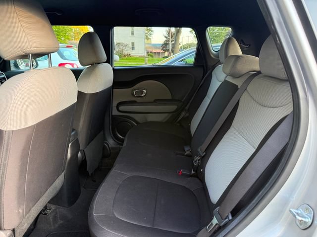 Used 2018 Kia Soul FWD image 8
