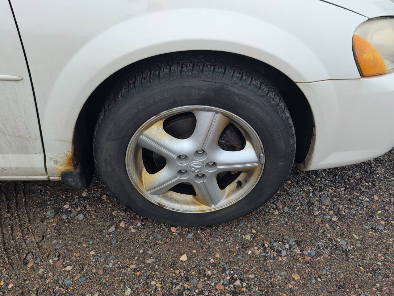 Used 2005 Dodge Stratus SXT FWD image 12