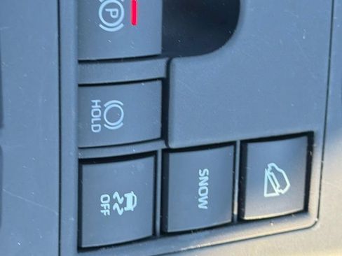 Certified 2026 Toyota Highlander XLE AWD/4WD image 19