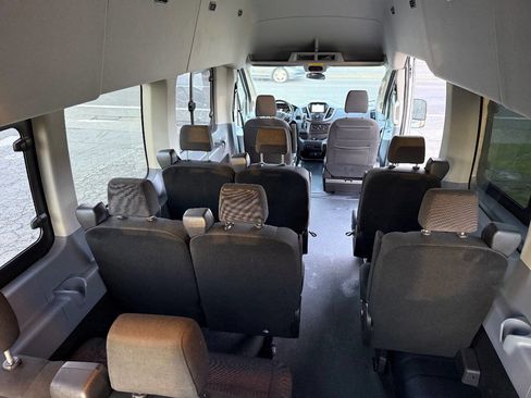 Used 2019 Ford Transit 350 XLT image 14