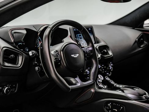Used 2023 Aston Martin V12 Vantage RWD image 48
