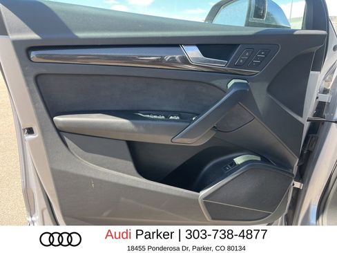 Used 2023 Audi SQ5 Premium w/ Convenience Package AWD/4WD image 9