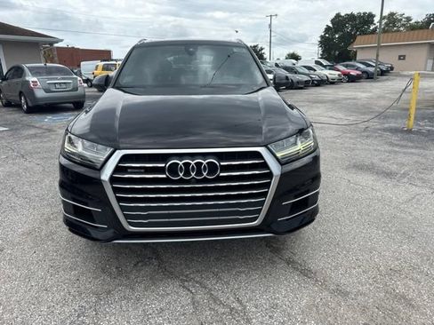 Used 2019 Audi Q7 3.0T Premium Plus w/ Premium Plus Package AWD/4WD image 3