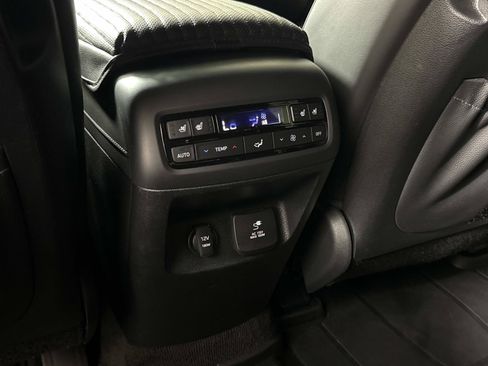 Used 2022 Hyundai Palisade Calligraphy AWD/4WD image 14