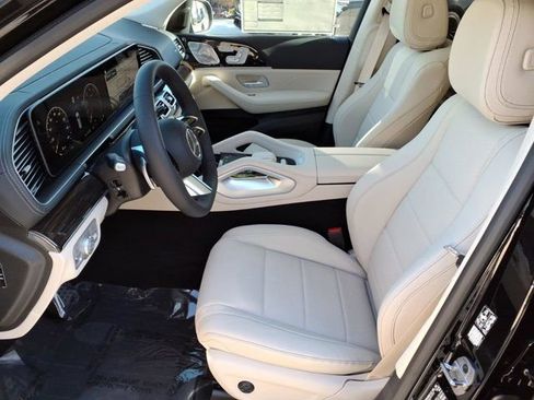 New 2026 Mercedes-Benz GLS 450 4MATIC image 13