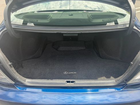 Used 2005 Lexus IS 300 RWD image 17