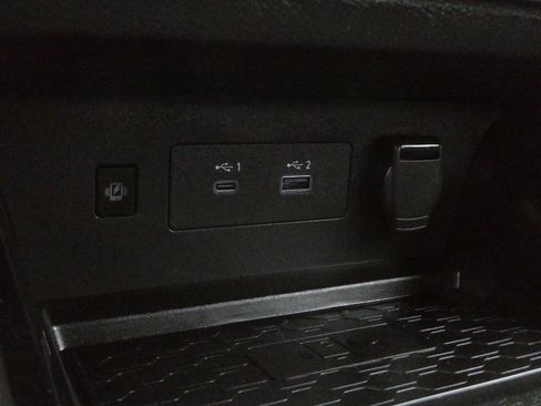 Used 2024 Nissan Altima 2.5 SV w/ SV Premium Package image 17