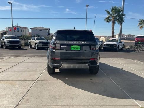 Used 2024 Land Rover Discovery Sport S image 6