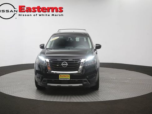 Used 2025 Nissan Pathfinder SL w/ SL Premium Package AWD/4WD image 55