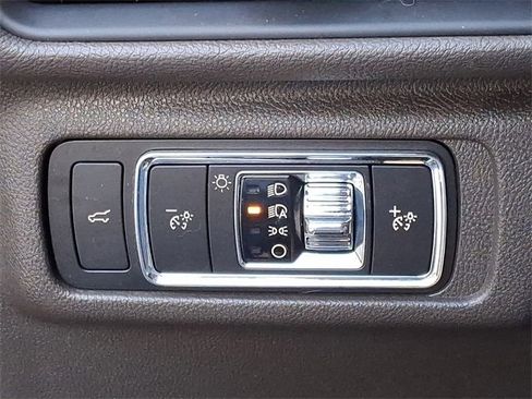 Used 2022 Lincoln Corsair AWD w/ Premium Package image 28