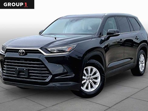 Used 2024 Toyota Grand Highlander XLE image 1