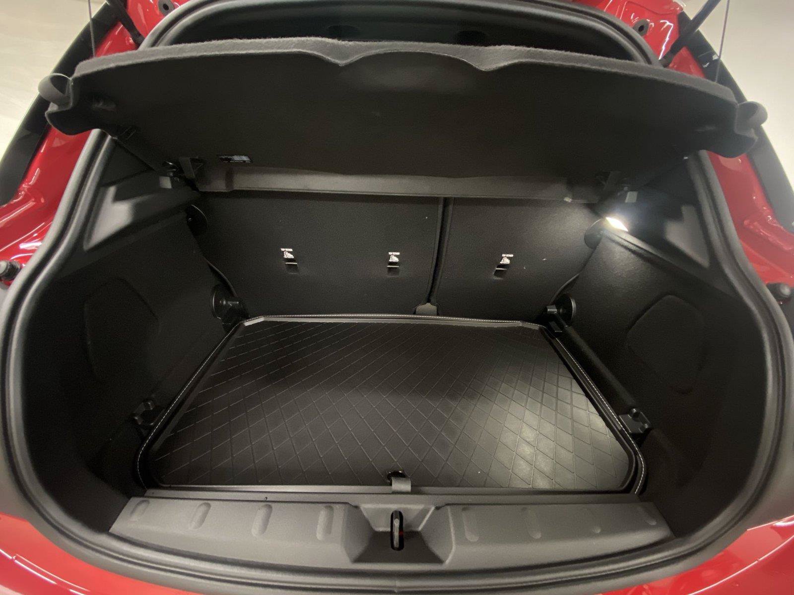 New 2026 MINI Cooper 4-Door Hardtop FWD image 25
