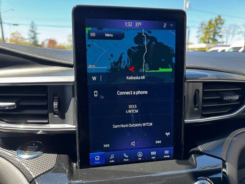Used 2021 Ford Explorer ST w/ ST Street Pack AWD/4WD image 18