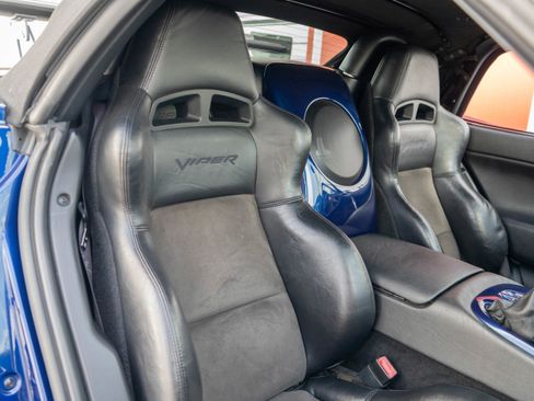 Used 2005 Dodge Viper SRT-10 RWD image 24