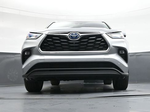 Used 2023 Toyota Highlander Limited image 41
