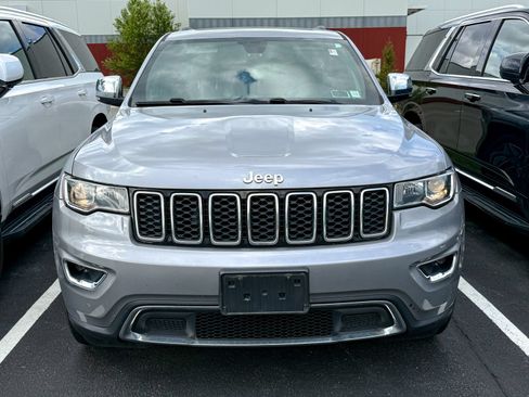 Used 2020 Jeep Grand Cherokee Limited AWD/4WD image 2
