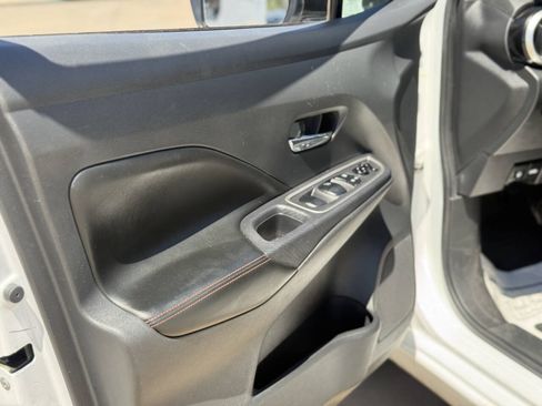 Used 2023 Nissan Versa SR w/ Trunk Package FWD image 13