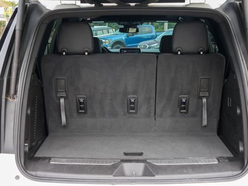 Used 2023 Chevrolet Tahoe RST AWD/4WD image 8