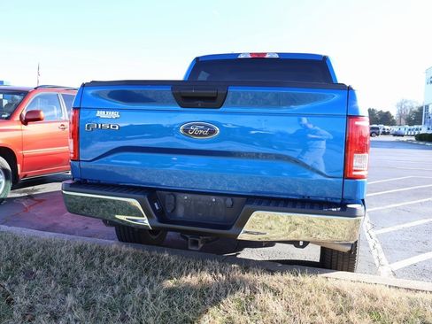 Used 2015 Ford F150 XLT w/ Trailer Tow Package image 16