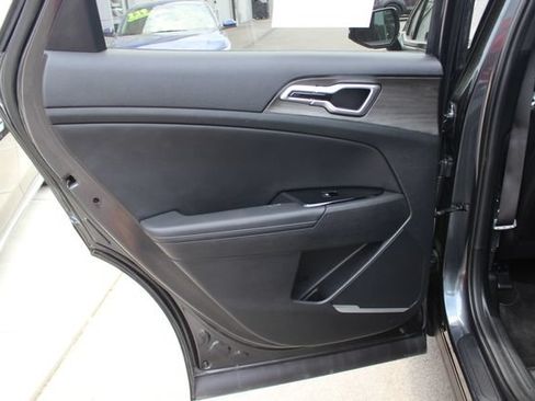 Certified 2024 Kia Sportage X-Line w/ X-Line Premium Package AWD/4WD image 24