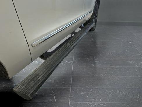 Used 2020 Lincoln Navigator Reserve w/ Equipment Group 208A Reserve image 10