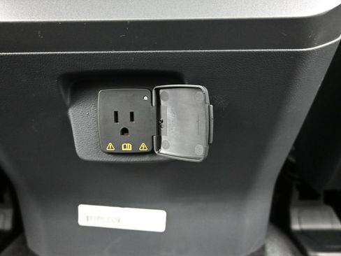 New 2026 Ford F350 Lariat image 19