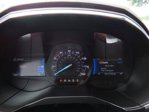 Used 2021 Ford Edge Titanium w/ Cargo Accessory Package FWD image 25