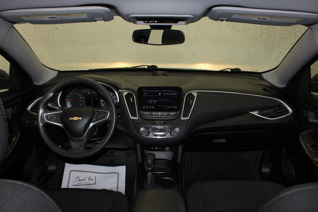 Used 2022 Chevrolet Malibu LS FWD image 11