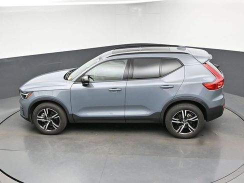 Used 2023 Volvo XC40 B5 Plus w/ Protection Package Premier AWD/4WD image 20