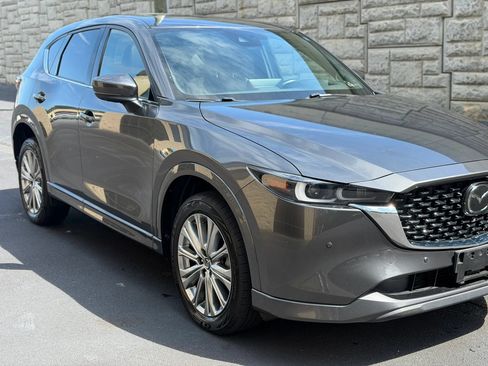 Used 2023 MAZDA CX-5 Signature AWD/4WD image 45