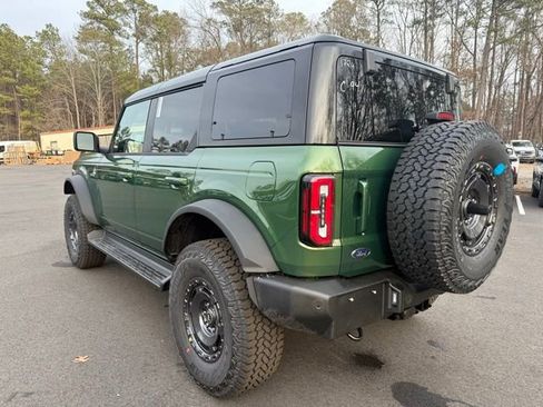 New 2025 Ford Bronco Outer Banks w/ Sasquatch Package AWD/4WD image 3