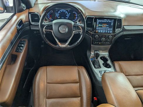 Used 2021 Jeep Grand Cherokee Overland image 17